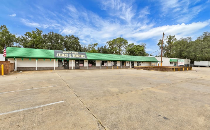 Pictures of Retail property located at 6558 and 6612 San Juan Avenue, Jacksonville, FL 32210 for lease - image #1