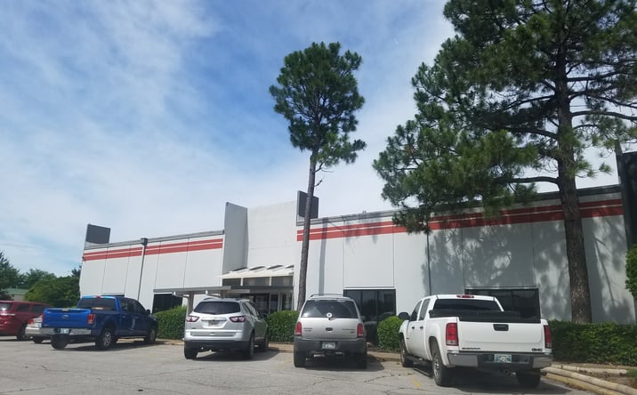 Pictures of Office, Industrial property located at 2025 S Nicklas Ave, Oklahoma City, OK 73128 for lease - image #1