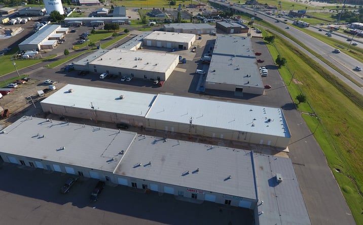 Pictures of Retail, Office, Industrial property located at 2600 N Moore Ave, Moore, OK 73160 for lease - image #1