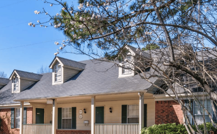 Pictures of Office property located at 5362 Estate Office Dr, Memphis, TN 38119 for lease - image #1