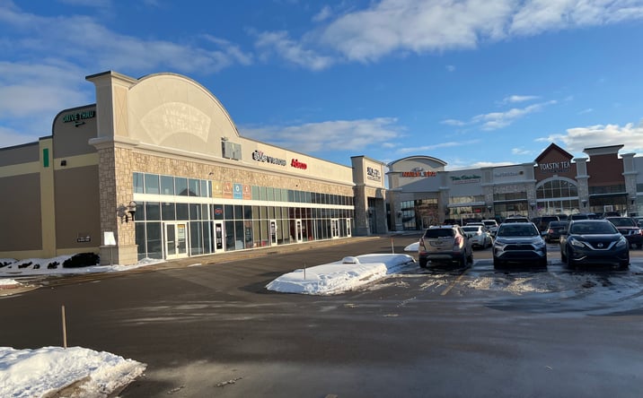 Pictures of Retail property located at 2500 East Beltline Avenue SE, Grand Rapids, MI 49546 for lease - image #1