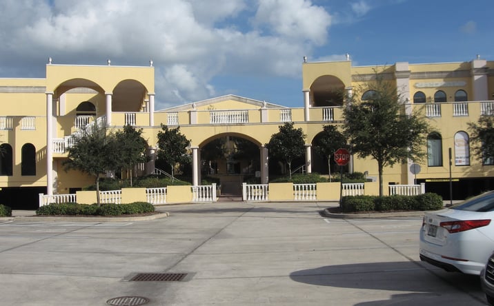 Pictures of Office property located at 515 Palm Coast Pkwy SW, Palm Coast, FL 32137 for lease - image #1