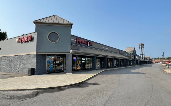 Pictures of Retail, Restaurant property located at 16 Martha Layne Collins Blvd, Cold Spring, KY 41076 for lease - image #1