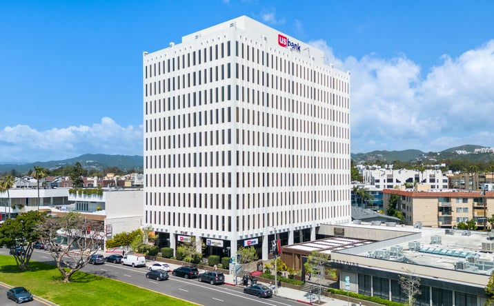 Pictures of Office property located at 11661 San Vicente Blvd, Los Angeles, CA 90049 for lease - image #1