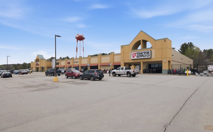 Pictures of Retail, Office property located at 9 Old Lake Shore Rd, Gilford, NH 03249 for lease - image #1