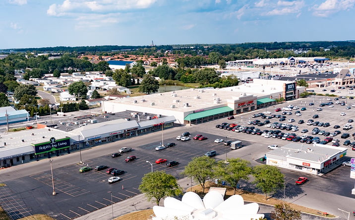 Pictures of Retail property located at 1928 Tiffin Ave, Findlay, OH 45840 for lease - image #1