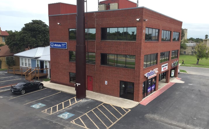 Pictures of Office property located at 1818 S New Braunfels Ave, San Antonio, TX 78210 for lease - image #1