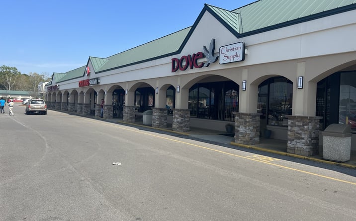 Pictures of Retail property located at 3108 Ross Clark Cir, Dothan, AL 36303 for lease - image #1