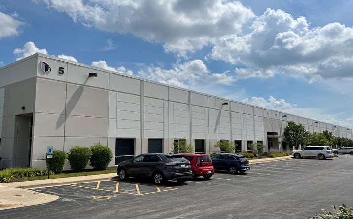 Pictures of Industrial property located at 5 Earl Court, Woodridge, IL 60517 for lease - image #1