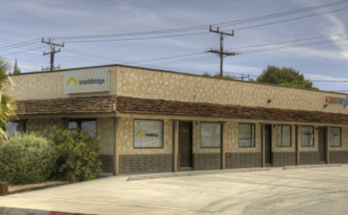 Pictures of Office property located at 909 W Inyokern Rd, Ridgecrest, CA 93555 for lease - image #1