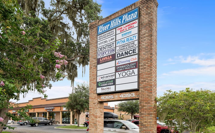 Pictures of Retail, Office property located at 4325 Lynx Paw Trail, Valrico, FL 33596 for lease - image #1