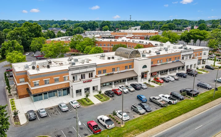 Pictures of Retail, Office, Restaurant property located at 5820 E WT Harris Blvd, Charlotte, NC 28215 for lease - image #1