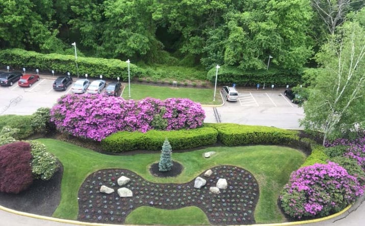 Pictures of Office property located at 700 Quaker Lane, Warwick, RI 02886 for lease - image #1