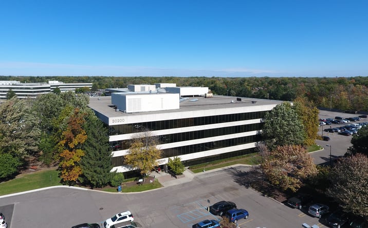 Pictures of Office property located at 30200 Telegraph Rd, Bingham Farms, MI 48025 for lease - image #1