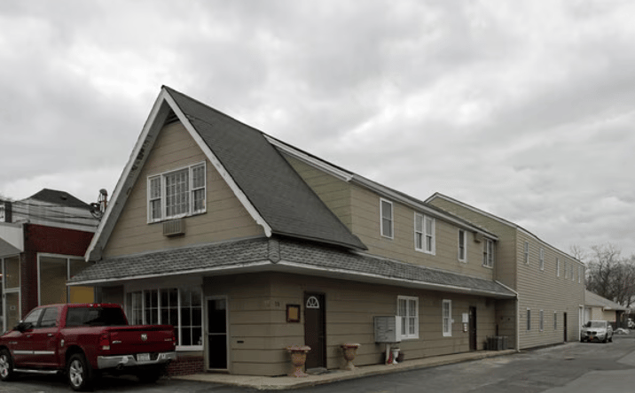 Pictures of Office property located at 67 Harned Rd, Commack, NY 11725 for lease - image #1
