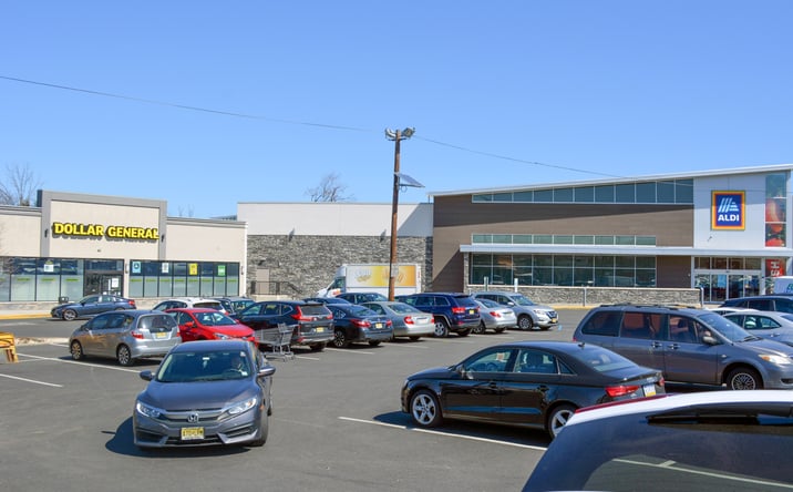 Pictures of Retail property located at 495 S Washington Avenue, Bergenfield, NJ 07621 for lease - image #1