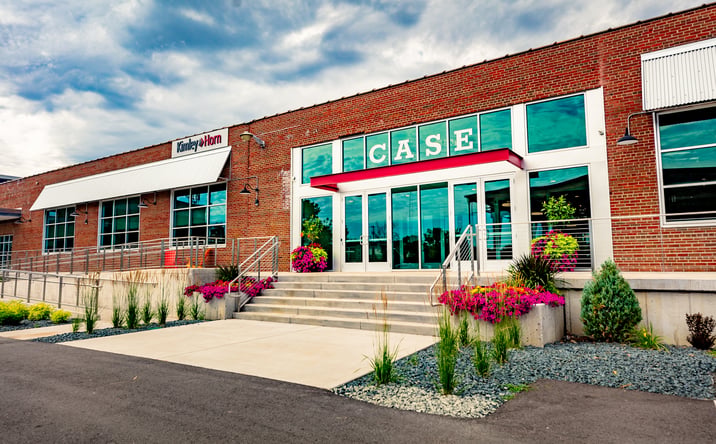 Pictures of Office property located at 767 N Eustis St, St Paul, MN 55114 for lease - image #1