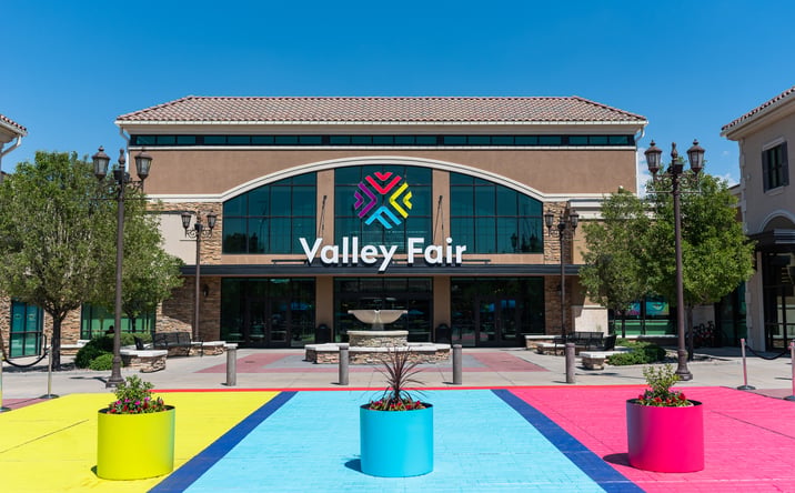 Pictures of Retail property located at 3601 S 2700 W, Salt Lake City, UT 84119 for lease - image #1