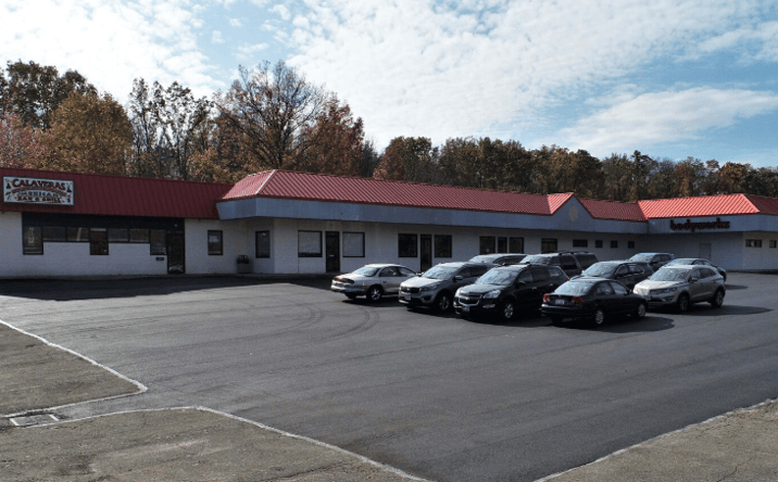 Pictures of Retail property located at 5511 Silica Rd, Austintown, OH 44515 for lease - image #1