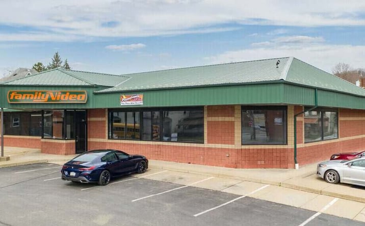 Pictures of Retail property located at 544 W Cunningham St, Butler, PA 16001 for lease - image #1
