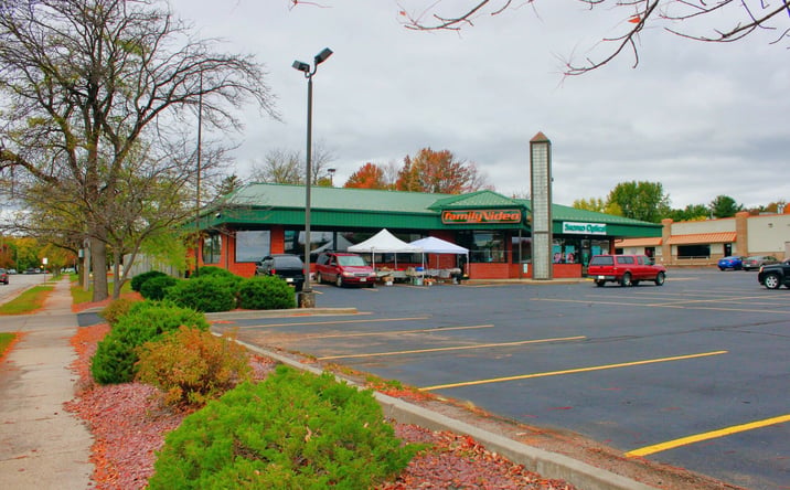 Pictures of Retail property located at 316 Division St, Stevens Point, WI 54481 for lease - image #1