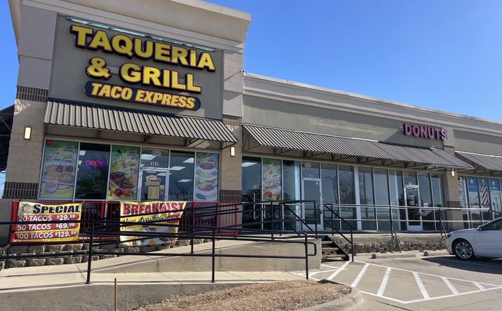 Pictures of Retail, Restaurant property located at 8021 Matlock Road, Arlington, TX 76002 for lease - image #1