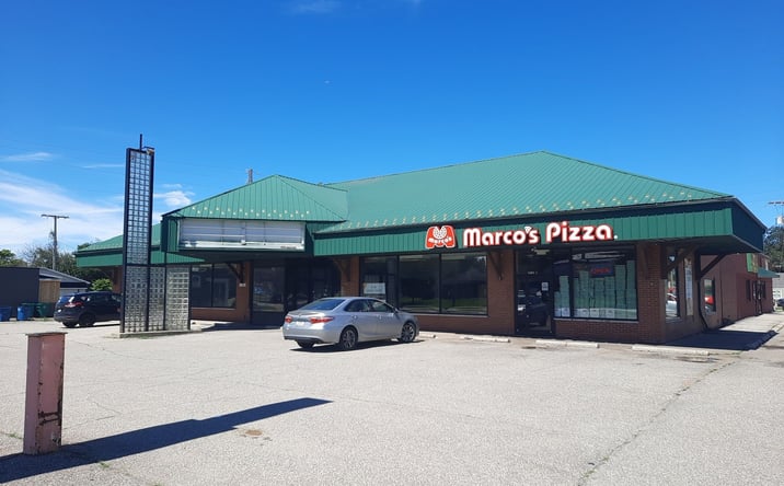 Pictures of Retail property located at 1505 Lincolnway, La Porte, IN 46350 for lease - image #1
