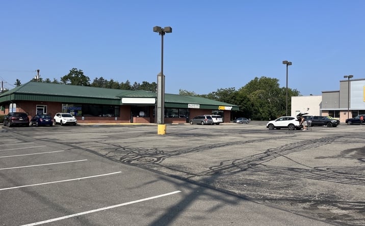 Pictures of Retail property located at 1160 Washington Ave, Carnegie, PA 15106 for lease - image #1