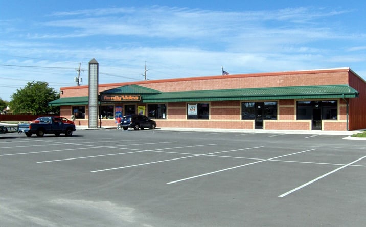 Pictures of Retail property located at 11 NW 67th St, Lawton, OK 73505 for lease - image #1
