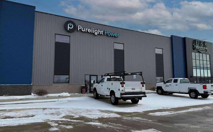 Pictures of Industrial property located at 1575 Ketelsen Dr, Hiawatha, IA 52233 for lease - image #1