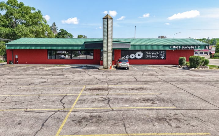 Pictures of Retail property located at 317 N. Mission St., Mt. Pleasant, MI 48858 for lease - image #1