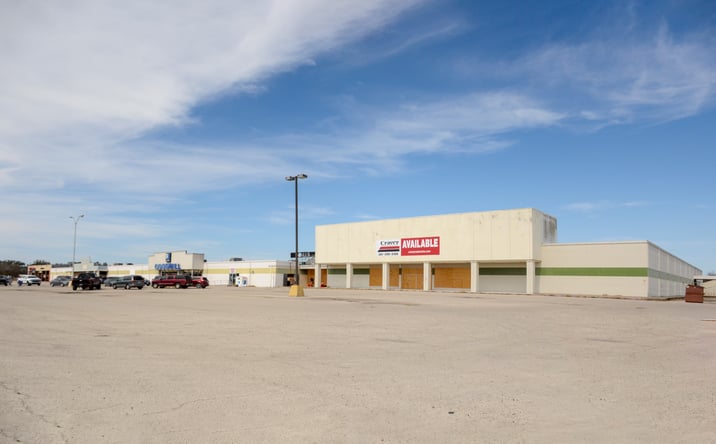 Pictures of Retail property located at 1500 E Main St, Alice, TX 78332 for lease - image #1