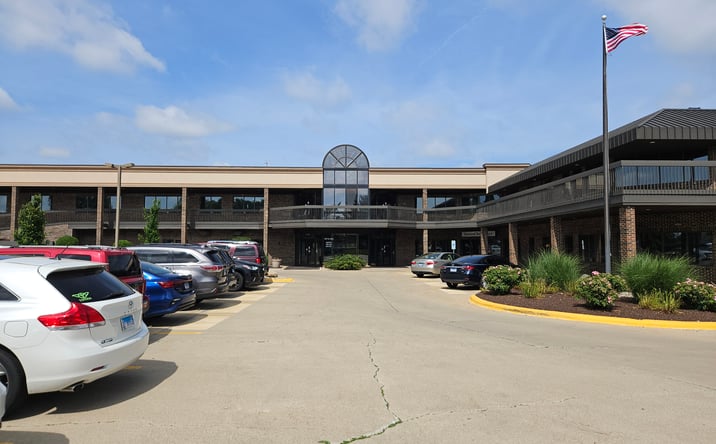 Pictures of Office property located at 1817 S Neil St, Champaign, IL 61820 for lease - image #1