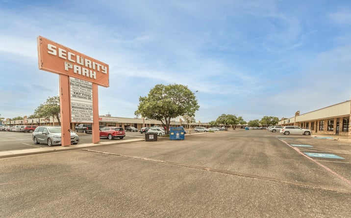 Pictures of Retail property located at 3602 Slide Road, Lubbock, TX 79414 for lease - image #1