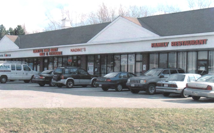 Pictures of Retail property located at 1935 Mentor Ave, Painesville, OH 44077 for lease - image #1