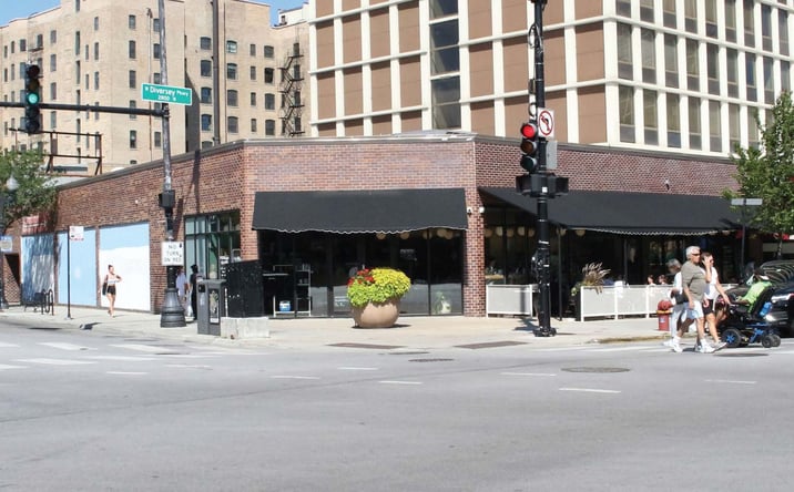 Pictures of Retail property located at 620 W Diversey Parkway, Chicago, IL 60614 for lease - image #1