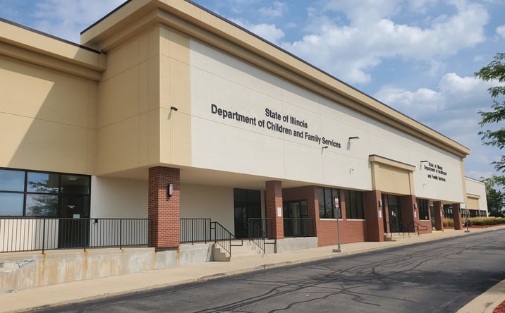 Pictures of Retail property located at 175 Executive Pkwy, Rockford, IL 61107 for lease - image #1