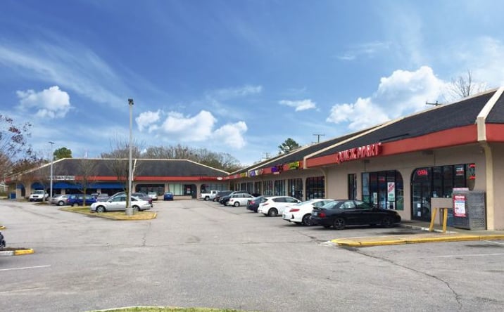 Pictures of Retail property located at 1091 Norfolk Avenue, Virginia Beach, VA 23451 for lease - image #1