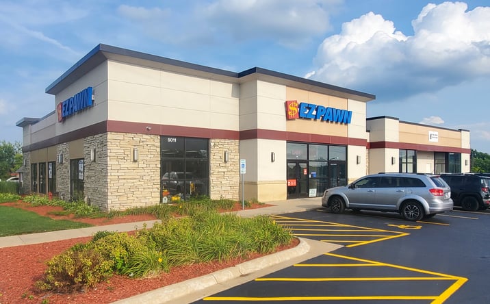 Pictures of Retail property located at 5011 E State St, Rockford, IL 61108 for lease - image #1