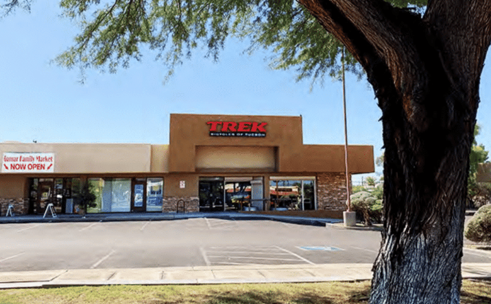 Pictures of Retail property located at 1800 E Fort Lowell Rd, Tucson, AZ 85719 for lease - image #1