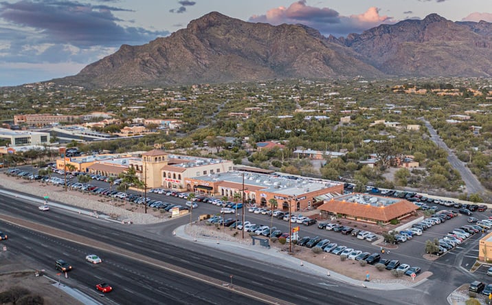 Pictures of Office, Retail property located at 7250 N Oracle Rd, Tucson, AZ 85704 for lease - image #1