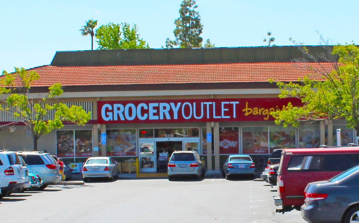 Pictures of Retail property located at 6421 Riverside Blvd, Sacramento, CA 95831 for lease - image #1