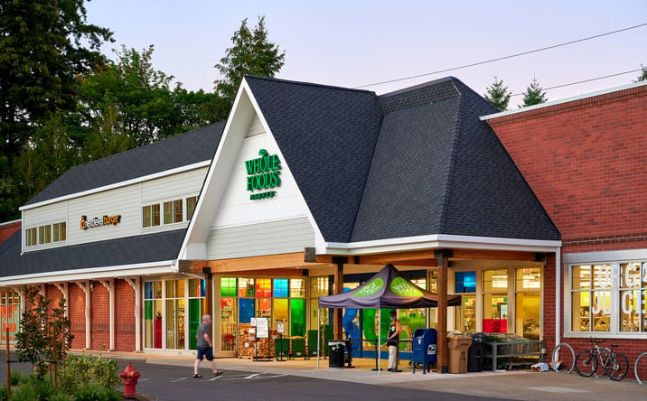 Pictures of Retail, Office, Restaurant property located at 101 S State St, Lake Oswego, OR 97034 for lease - image #1