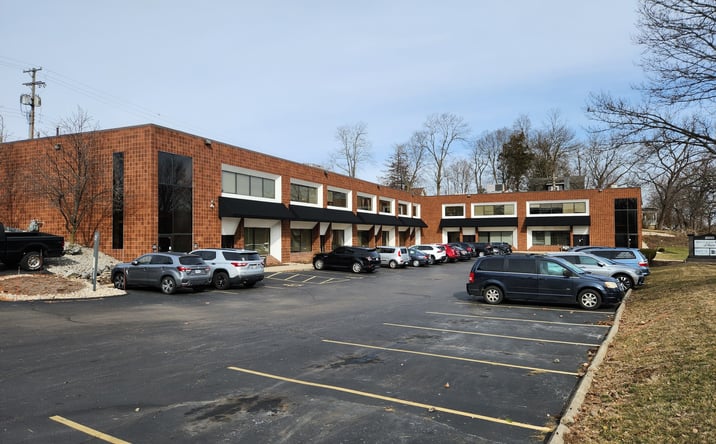 Pictures of Office property located at 2555 S Dixie Dr, Dayton, OH 45409 for lease - image #1