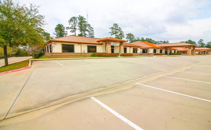 Pictures of Office property located at 103 Medical Park Lane, Huntsville, TX 77340 for lease - image #1
