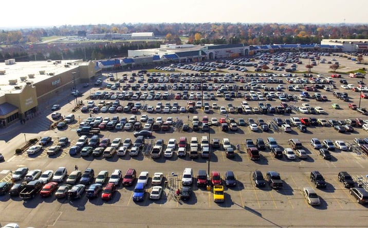 Pictures of Retail property located at 499 W Eisenhower Dr, Hanover, PA 17331 for lease - image #1