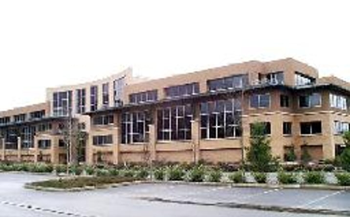 Pictures of Office property located at 1180 NW Maple St, Issaquah, WA 98027 for lease - image #1