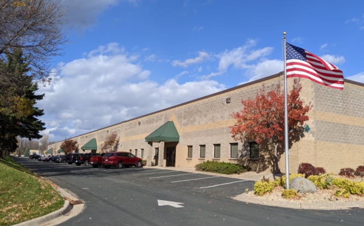 Pictures of Industrial property located at 4260-4290 Centerville Road, Vadnais Heights, MN 55127 for lease - image #1