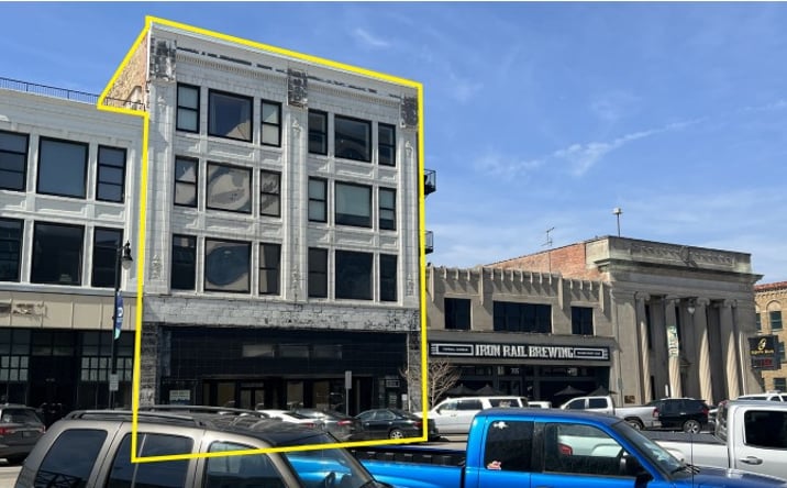 Pictures of Retail, Office property located at 709 S Kansas Ave, Topeka, KS 66603 for lease - image #1