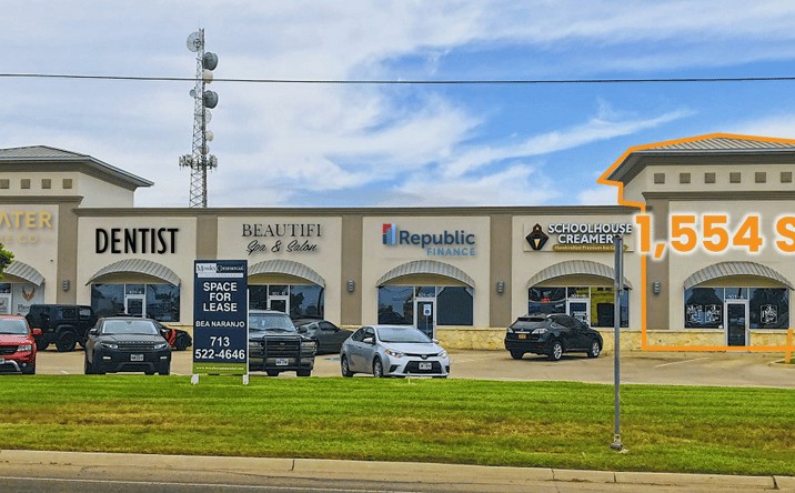 Pictures of Retail property located at 101 Stuart Place Rd, Harlingen, TX 78552 for lease - image #1